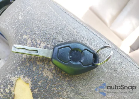 2004 BMW 330I из США, поврежденный, VIN WBAEV53434KM34424